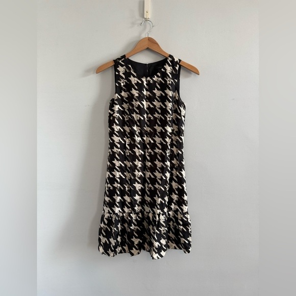 J. Crew 100% Silk Black and White Houndstooth Mini Dress, Size 000 - Picture 1 of 8